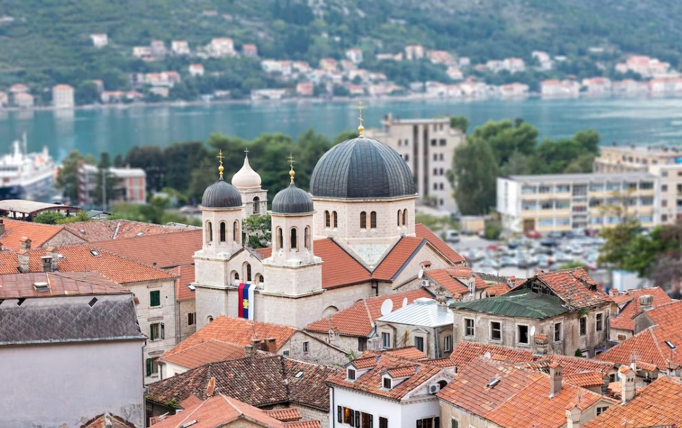 Büyük Balkan Turu Air Albania Havayolları İle Extra Turlar ve Akşam Yemekleri Dahil