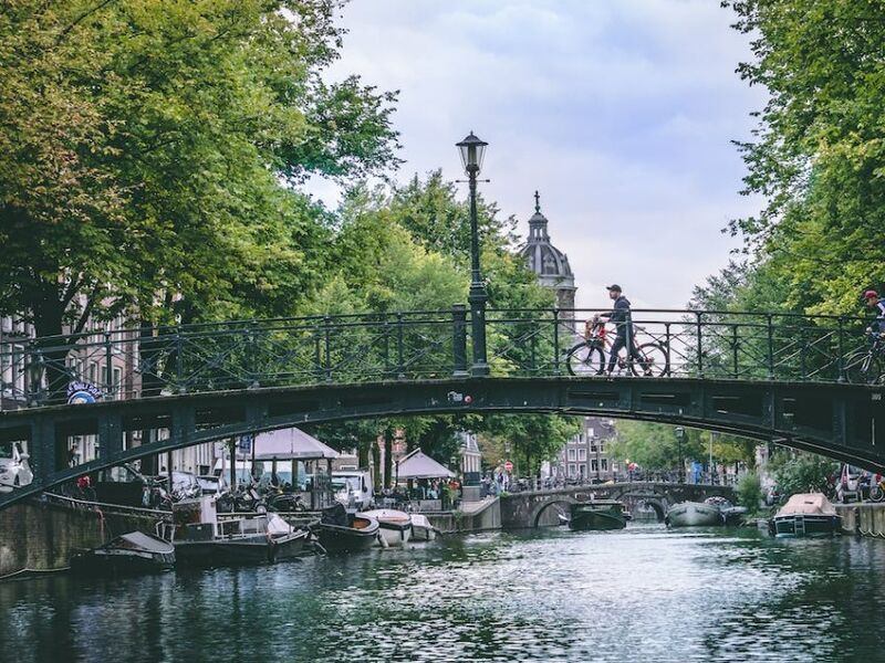 İzmir`den Brüksel & Amsterdam Turu