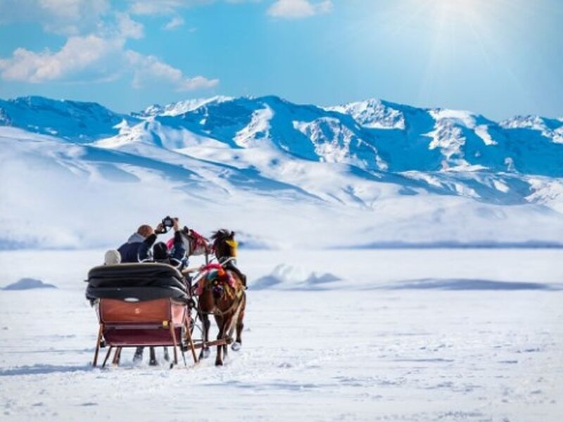 Ankara Hareketli Yataklı Turistik Doğu Ekspresi İle Erzincan Erzurum Kars Van Turu (yataklı Tren Gidiş Uçak Dönüş)