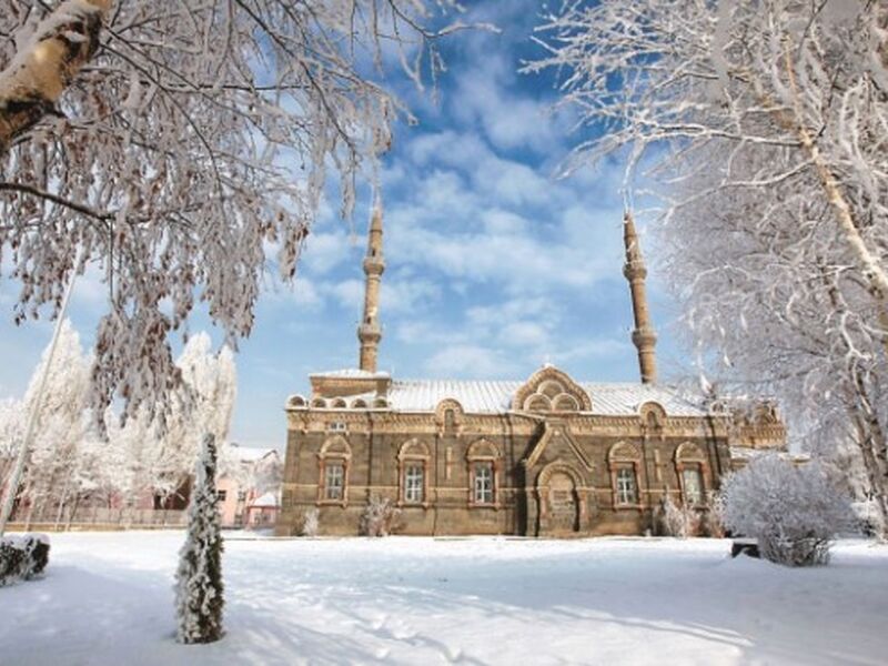 Ankara Hareketli Yılbaşı Özel Yataklı Turstlik Tren İle Kars Tiflis Batum Ayder Yaylası Turu İstanbul Dönüşlü