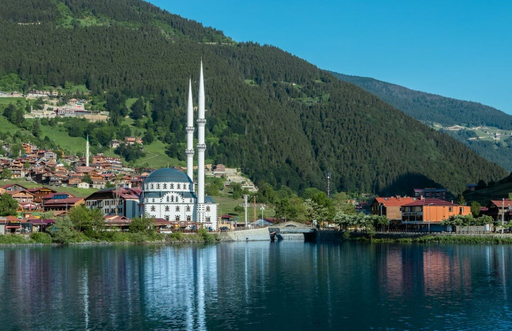 İstanbul Çıkışlı Karadeniz Fırtınası ve Batum Turu (3 Gece Otel Konaklamalı)