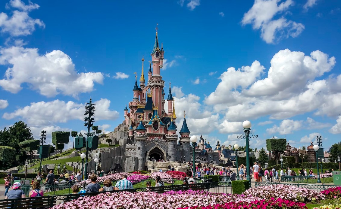 Paris & Disneyland Turu Pegasus Havayolları ile 4 gece