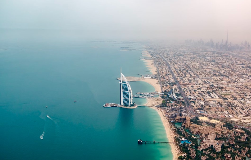 Vize Dahil Bir Dubai Masalı Turu Dubai Şehir Turu Ve Abra Geçişi Dahil Ajet Havayolları ile